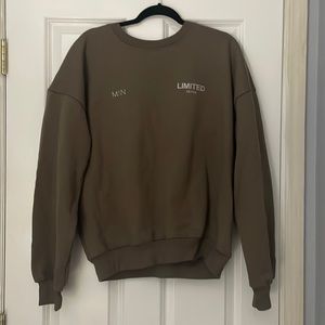 BoohooMAN Mens Oversized Crewneck | Size Medium | Never worn like new
